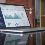 Futures vs options India derivatives explained on trading terminal