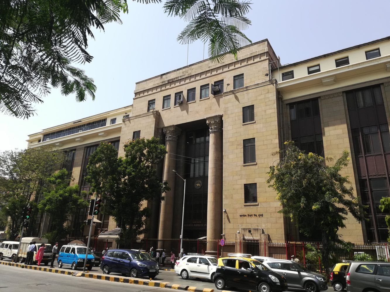 RBI FCNR inflows rupee: Reserve Bank of India building facade in Mumbai