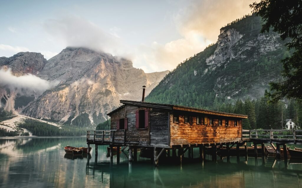Swiss Alps Interlaken travel guide illustrative photo of Interlaken